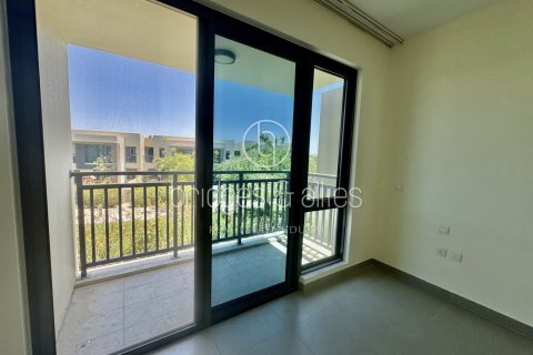 Villa in Dubai Hills Estate, Dubai 3 bedrooms, 269.4 sq.m. № 42842 - photo 6