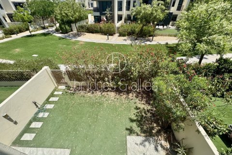 Villa in Dubai Hills Estate, Dubai 3 bedrooms, 269.4 sq.m. № 42842 - photo 23