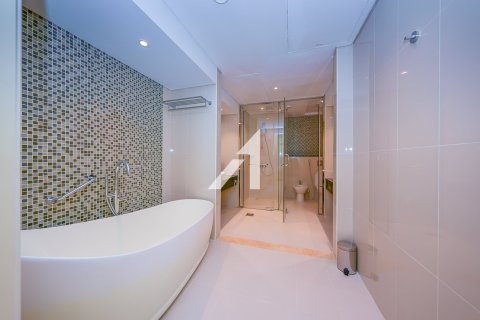 Apartment in Damac Maison The Distinction, Dubai 3 bedrooms, 164.5 sq.m. № 56178 - photo 12