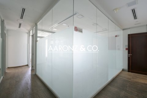 Снять в аренду офис в Джумейра Лейк Тауэрс, Дубай: 89м², № 56181 - фото 4