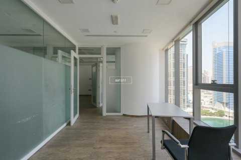 Снять в аренду офис в Джумейра Лейк Тауэрс, Дубай: 88.7м², № 56181 - фото 7