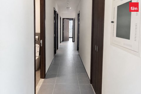 Apartment in Dubai 3 bedrooms, 195 sq.m. № 134828 - photo 12