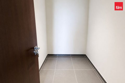 Apartment in Dubai 3 bedrooms, 195 sq.m. № 134828 - photo 6