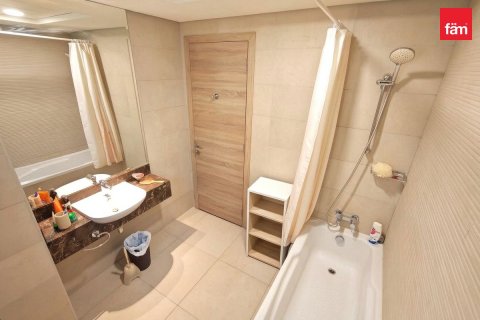 Apartment in Mirdif, Dubai 3 bedrooms, 161.9 sq.m. № 134830 - photo 6