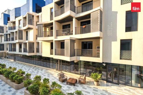 Apartment in Mirdif, Dubai 3 bedrooms, 161.9 sq.m. № 134830 - photo 13