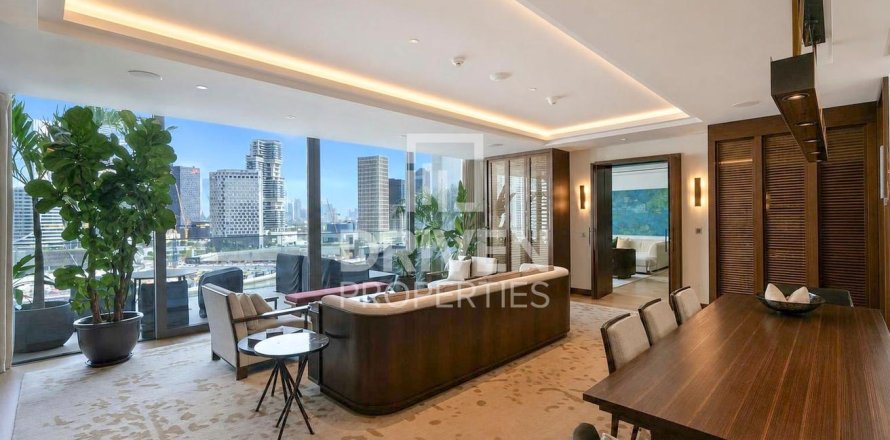 Apartamento en Dorchester Collection Dubai, Business Bay, Dubai, 2 dormitorios, 372.82 m², № 127559
