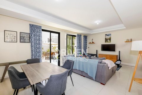 Maison de ville à Dubai, 5 chambres, 174.84 m², № 127570 - photo 2