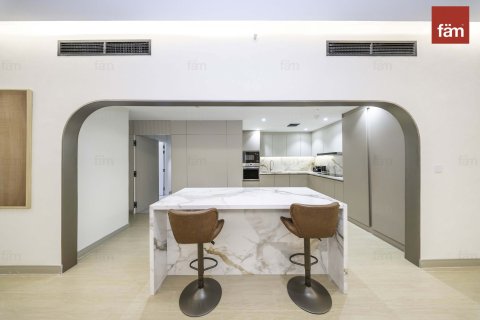 Apartamento en Dubai, 4 dormitorios, 575.2 m², № 93589 - foto 8