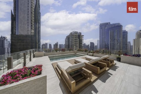 Apartamento en Dubai, 4 dormitorios, 575.2 m², № 93589 - foto 1