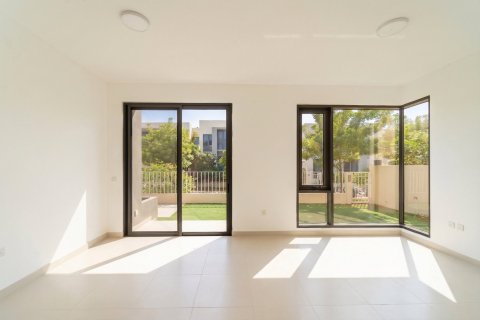 Townhouse in Dubai 4 bedrooms, 229 sq.m. № 101206 - photo 9