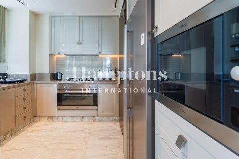 Apartment in Downtown Dubai (Downtown Burj Dubai), Dubai 3 bedrooms, 184.41245500 sq.m. № 89868 - photo 18