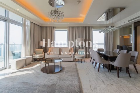 Apartment in Downtown Dubai (Downtown Burj Dubai), Dubai 3 bedrooms, 184.41245500 sq.m. № 89868 - photo 16