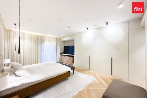 Apartment in Al Wasl, Dubai 3 bedrooms, 212 sq.m. № 69735 - photo 15