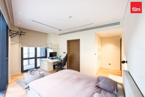 Apartment in Al Wasl, Dubai 3 bedrooms, 212 sq.m. № 69735 - photo 8