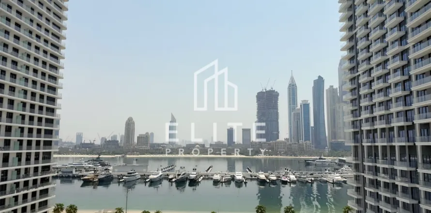 Apartment in EMAAR Beachfront, Dubai Harbour, Dubai 2 bedrooms, 135 sq.m. № 69741