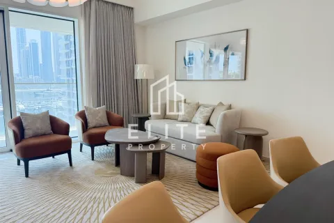 Apartment in EMAAR Beachfront, Dubai Harbour, Dubai 2 bedrooms, 135 sq.m. № 69741 - photo 2