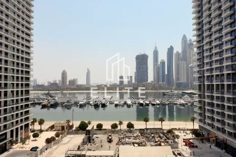 Apartment in EMAAR Beachfront, Dubai Harbour, Dubai 2 bedrooms, 135 sq.m. № 69741 - photo 10