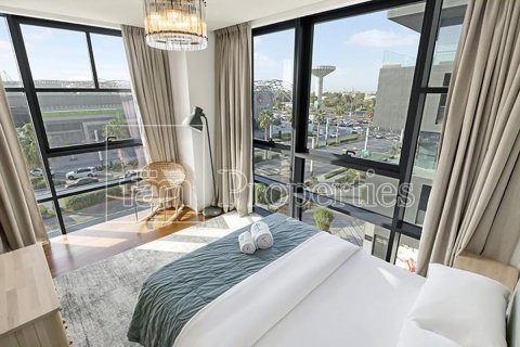 Apartment in Al Wasl, Dubai 3 bedrooms, 215.8 sq.m. № 69732 - photo 9