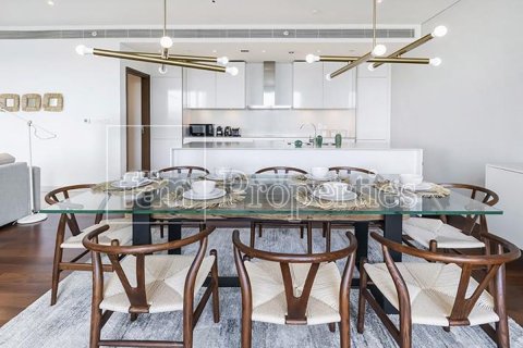 Apartment in Al Wasl, Dubai 3 bedrooms, 215.8 sq.m. № 69732 - photo 6