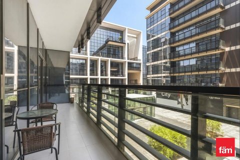 Apartment in Al Wasl, Dubai 1 bedroom, 107.7 sq.m. № 69734 - photo 2