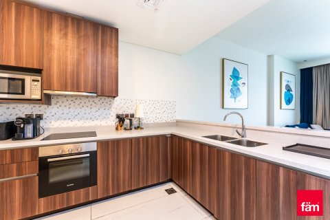 Apartment in Dubai Media City, Dubai 3 bedrooms, 210 sq.m. № 69733 - photo 14