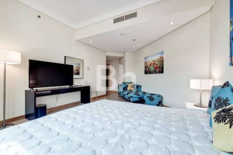 Снять в аренду квартиру в Пальме Джумейре, Дубай: 3 спальни, 206м², № 57541 - фото 7