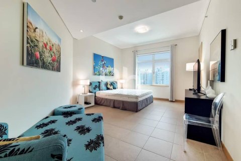 Снять в аренду квартиру в Пальме Джумейре, Дубай: 3 спальни, 206м², № 57541 - фото 8