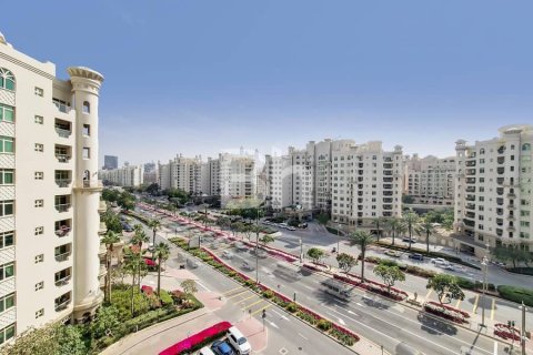 Снять в аренду квартиру в Пальме Джумейре, Дубай: 3 спальни, 206м², № 57541 - фото 13