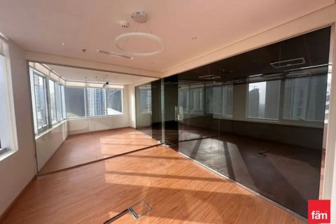 Bureau à Dubai, 117.7 m², № 67324 - photo 3