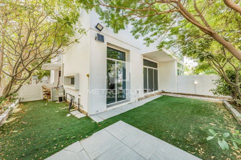 Villa à Arabella Townhouses, Mudon, Dubai, 3 chambres, 279 m², № 15642 - photo 2