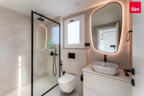 Купить виллу в Дубае: 2 спальни, 250м², № 85747 - фото 9