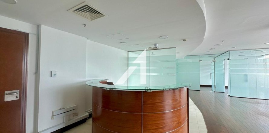 Bureau à Dubai, 122.6 m², № 74386