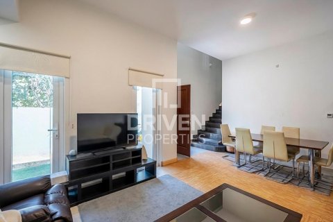 Villa à Amaranta, Dubai Land, Dubai, 2 chambres, 157.94 m², № 127203 - photo 2