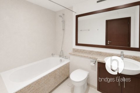 Apartment in Downtown Dubai (Downtown Burj Dubai), Dubai 1 bedroom, 85 sq.m. № 111854 - photo 2