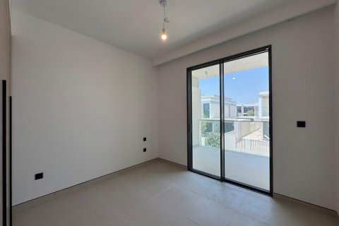 Villa in Tilal Al Ghaf, Dubai 4 bedrooms, 454 sq.m. № 111855 - photo 15