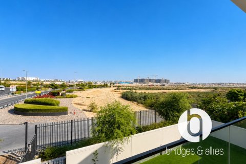 Villa in Tilal Al Ghaf, Dubai 4 bedrooms, 454 sq.m. № 111855 - photo 3
