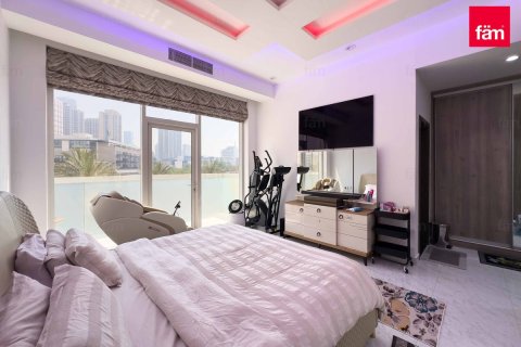 Villa in Dubai 3 bedrooms, 328.9 sq.m. № 41021 - photo 6