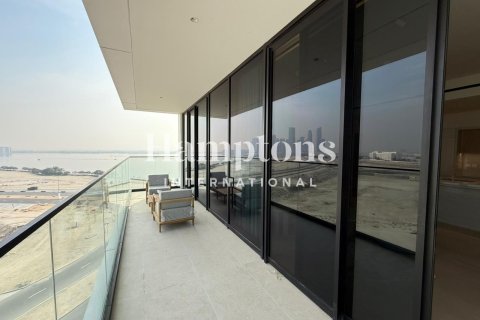 Appartement à Al Jaddaf, Dubai, studio, 75.4372 m², № 100400