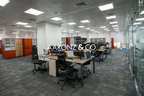 Офис в Бизнес-Бэе, Дубай, 564м², № 54819