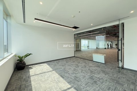 Office in Sheikh Zayed Road, Dubai 412.3 sq.m. № 54818 - photo 14