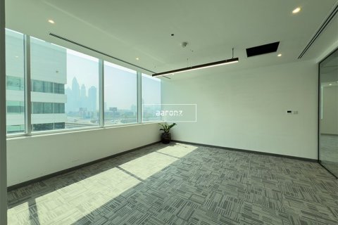 Office in Sheikh Zayed Road, Dubai 412.3 sq.m. № 54818 - photo 9