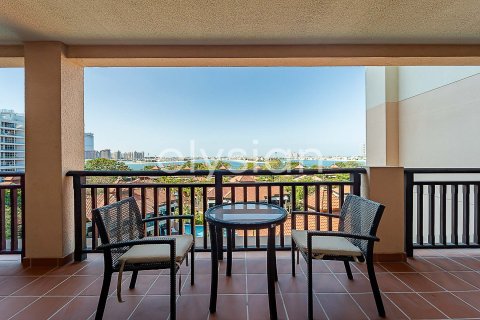 Apartamento en Palm Jumeirah, Dubai, 2 dormitorios, 162 m², № 38143 - foto 16