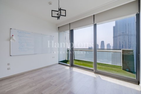 Apartment in Downtown Dubai (Downtown Burj Dubai), Dubai 3 bedrooms, 191.28727700 sq.m. № 63784 - photo 6
