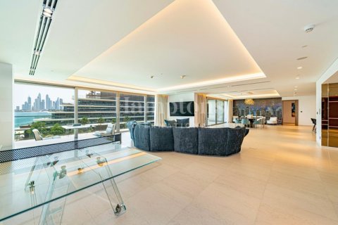 Снять в аренду квартиру в FIVE Palm Jumeirah, Пальма Джумейра, Дубай: 4 спальни, 660.07581500м², № 63787 - фото 8