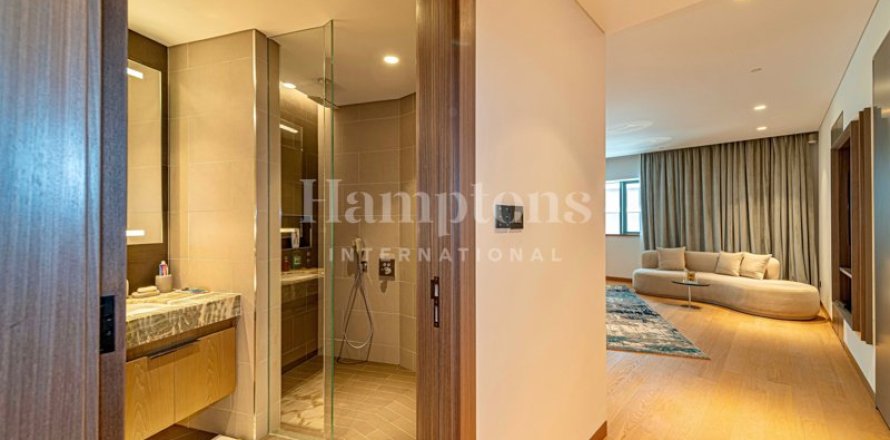 Квартира в FIVE Palm Jumeirah, Пальма Джумейра, Дубай, 4 спальни, 660.076м², № 63787