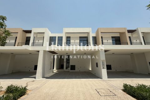 Villa in Dubai South (Dubai World Central), Dubai 3 bedrooms, 137.40353700 sq.m. № 63785 - photo 10