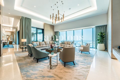 Снять в аренду квартиру в Джумейра Бич Резиденс, Дубай: 5 спален, 1105.45279700м², № 63788 - фото 6