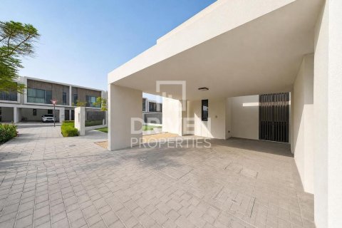 Villa à The Valley, Dubai, 4 chambres, 370.68 m², № 125166 - photo 2