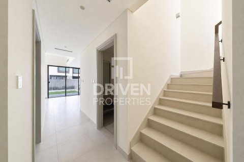 Villa à The Valley, Dubai, 4 chambres, 370.68 m², № 125166 - photo 8