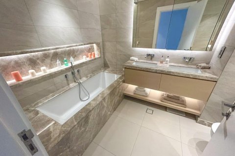 Apartamento en BLUEWATERS RESIDENCES en Bluewaters Residences, Dubai, 2 dormitorios, 123 m², № 31043 - foto 11